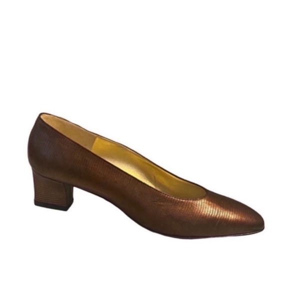 Bruno Magli Dark Brown Embossed Leather Heels Size 8AA - Picture 4 of 6